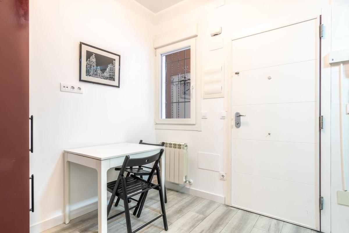 Madrid Cozy & Minimal Seasonal Apartment Ngoại thất bức ảnh