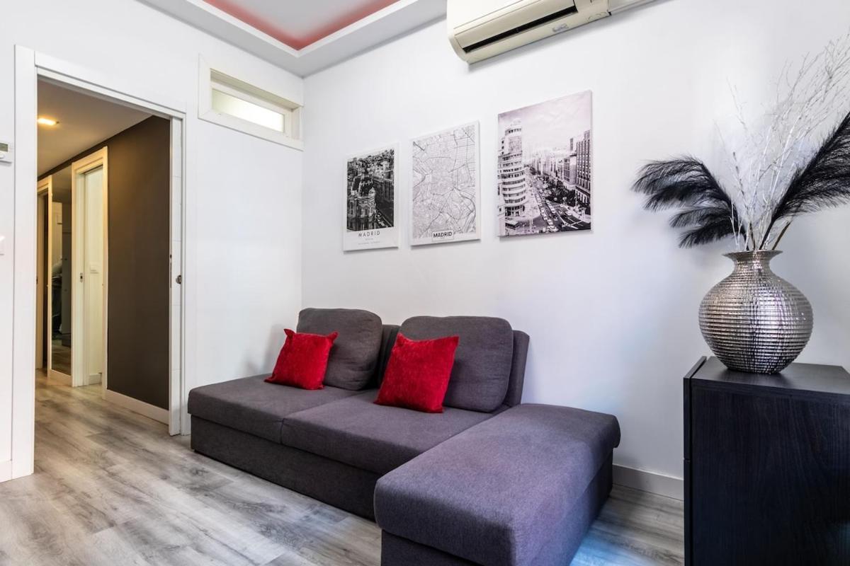 Madrid Cozy & Minimal Seasonal Apartment Ngoại thất bức ảnh